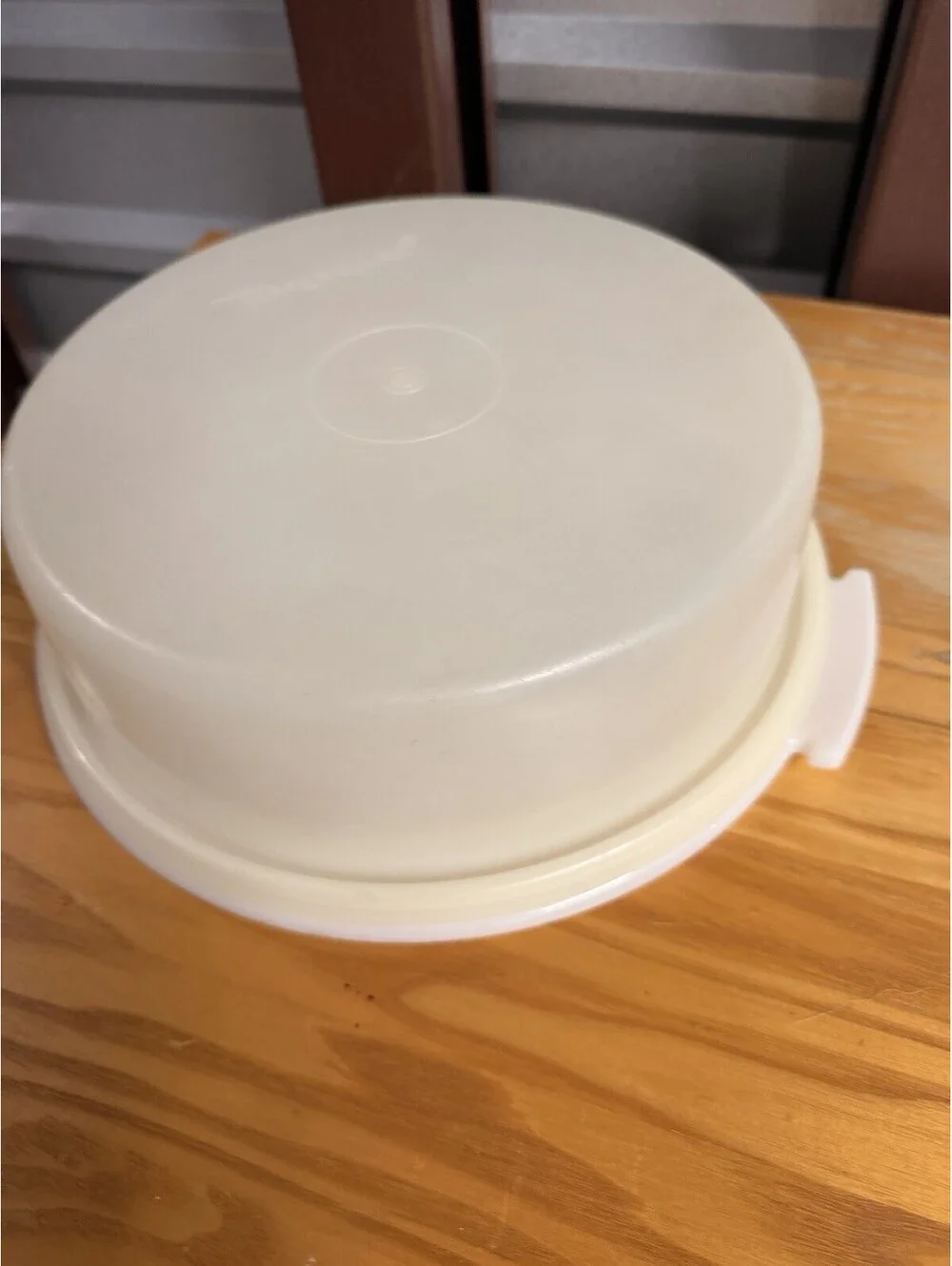 Tupperware no cracks